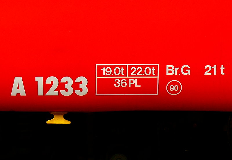 RhB - A 1233 am 19.07.2013 in St.Moritz - 1.Klasse Einheitspersonenwagen Typ I - Anschriftenfeld
