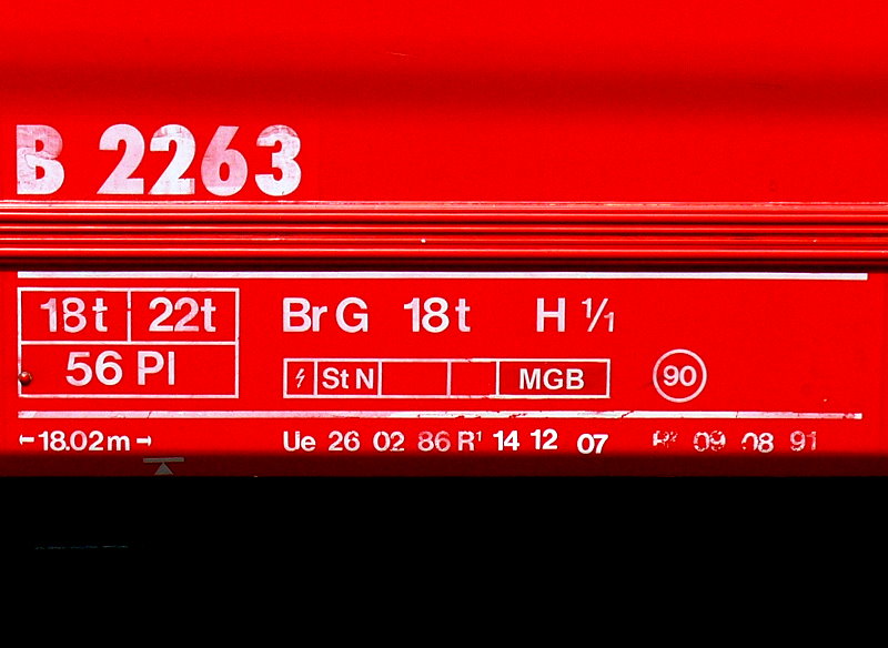 RhB - B 2263 am 30.07.2010 in St.Moritz - 2.Klasse Spitzenverkehrs-Personenwagen f�r Stammnetz mit Drehgestellen �lterer Wagen - Anschriftenfeld
