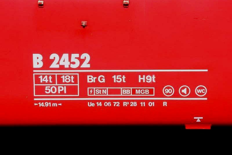 RhB - B 2452 am 16.08.2009 in Alp Gr�m - Anschriftenfeld
