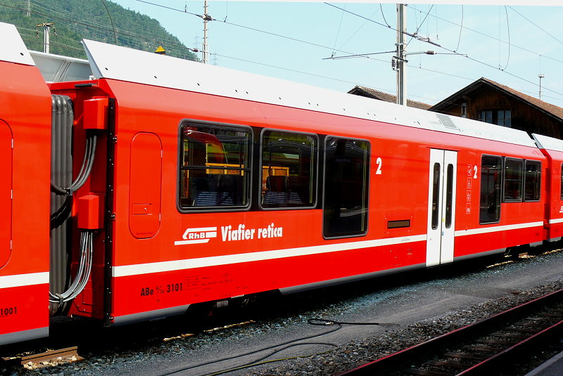 RhB - Bi 31601 am 13.07.2013 in Landquart - Triebzug Stammnetz Multifunktionswagen 2. Klasse - i.B. 11/2011 - Stadler

