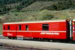 D 4204 - Gep�ckwagen am 10.10.1999 in Scuol - �bernahme 24.12.1948 - SWS - Fahrzeuggewicht 14,00t - Zuladung 8,00t - L�P 12,94m - zul�ssige Geschwindigkeit 90 km/h.-  �2=24.08.1992 - RhB-Logo deutsch