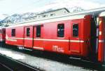 D 4206 - Gep�ckwagen am 06.03.1998 in St.Moritz - Baujahr 1949 - SWS - Fahrzeuggewicht 14,00t - Zuladung 8,00t - L�P 12,94m - zul�ssige Geschwindigkeit 90 km/h.-  �3=12.08.1989 �2=10.02.95 - RhB-Logo
