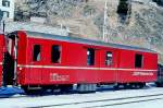 D 4207 - Gep�ckwagen am 26.02.2000 in St.Moritz - �bernahme 09.07.1949 - SWS - Fahrzeuggewicht 14,00t - Zuladung 8,00t - L�P 12,94m - zul�ssige Geschwindigkeit 90 km/h.-  �3=15.12.1988 �2=18.03.94 -