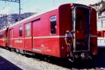 RhB - D 4211 - Gep�ckwagen am 19.08.1995 in St.Moritz - �bernahme 01.02.1961 - FFA/SIG - Fahrzeuggewicht 14,00t - Zuladung 8,00t - L�P 13,74m - zul�ssige Geschwindigkeit 90 km/h.-  �2=19.03.1992 -