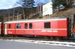 RhB - D 4216 - Gep�ckwagen am 02.02.1998 in Filisur - �bernahme 10.03.1970 - SWS - Fahrzeuggewicht 14,00t - Zuladung 8,00t - L�P 13,74m - zul�ssige Geschwindigkeit 90 km/h.- �2=03.11.1995 - RhB-Logo