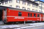 RhB - D 4224 - Gep�ckwagen am 26.02.2000 in St.Moritz - �bernahme 29.02.1980 - SWS/SWP - Fahrzeuggewicht 14,00t - Zuladung 8,00t - L�P 13,74m - zul�ssige Geschwindigkeit 90 km/h.- �2=31.05.1991