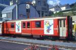 RhB - D 4225 - Gep�ckwagen am 05.6.1993 in Thusis - �bernahme 15.04.1980 - SWS/SWP - Fahrzeuggewicht 14,00t - Zuladung 8,00t - L�P 13,74m - zul�ssige Geschwindigkeit 90 km/h.- �2=16.09.1992 - RhB-Logo