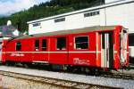RhB - D 4225 - Gep�ckwagen am 30.08.1997 in Disentis - �bernahme 15.04.1980 - SWS/SWP - Fahrzeuggewicht 14,00t - Zuladung 8,00t - L�P 13,74m - zul�ssige Geschwindigkeit 90 km/h.- �2=16.09.1992 -