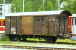 RhB - D� 4080 am 19.07.2013 in St.Moritz - Gep�ckwagen 2-achsig mit 1 offenen Plattform - Baujahr 1913 - Reich - Gewicht 6,94t - Zuladung 12,00t - L�P 8,49m - zul�ssige Geschwindigkeit 80R km/h - �2=