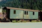 RhB - D� 4035 I - Gep�ckwagen am 09.05.1991 in Thusis - Baujahr 1911 - SWS - Fahrzeuggewicht 9,00t - Zuladung 10,00t - L�P 10,69m - zul�ssige Geschwindigkeit 65 km/h.