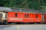 RhB - D� 4035 II - Gep�ckwagen am 30.08.1993 in Poschiavo - Baujahr 1911 - SWS - Fahrzeuggewicht 9,00t - Zuladung 10,00t - L�P 10,69m - zul�ssige Geschwindigkeit 65 km/h.