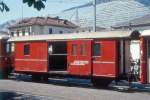 RhB - D� 4054 - Gep�ckwagen am 11.08.1992 in Chur - Baujahr 1897 - SIG/RhB - Fahrzeuggewicht 8,00t - Zuladung 10,00t - L�P 9,54m - zul�ssige Geschwindigkeit 60 km/h.-  �2=30.03.1987 - RhB-Logo - Lebenslauf: ex AB 20 - 1899 AB 110 - 1926a - 1928 Umbau zu F 4054 - 1964 D� 4054 - 02/1999 versetzt ins Misox - 12/03 an SEFT D� 12

