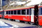 RhB - B 2461 am 09.03.1998 in Alp Gr�m - 2.Klasse verk�rzter Einheitspersonenwagen (Typ III) f�r Bernin-Express mit braunen Fensterband  - �bernahme 02.05.1983 - FFA/SWP - Fahrzeuggewicht 16,00t -