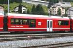 RhB - Bi 356.05 Zweisystem-Triebzug - Zwischenwagen am 25.07.2010 in St.Moritz - Logo Graub�nden in r�toromanisch  