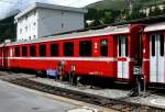RhB - B 2429 am 27.07.2010 in St.Moritz - 2.Klasse Einheitspersonenwagen (Typ II) - �bernahme 13.09.1979 - FFA/SWP - Fahrzeuggewicht 16,00t - Sitzpl�tze 54 - L�P 18,50m - zul�ssige Geschwindigkeit 90