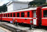 RhB - B 2444 am 30.07.2010 in St.Moritz - 2.Klasse Einheitspersonenwagen (Typ II) - �bernahme 18.03.1980 - FFA/SWP - Fahrzeuggewicht 15,00t - Sitzpl�tze 52 - L�P 18,50m - zul�ssige Geschwindigkeit 90
