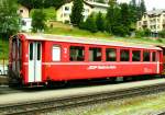 RhB - B 2453 am 19.07.2013 in St.Moritz - 2.Klasse verk�rzter Einheitspersonenwagen (Typ II) f�r Berninabahn  - �bernahme 07.07.1972 - FFA/SWP - Fahrzeuggewicht 14,00t - Sitzpl�tze 50 - L�P 14,90m -