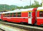 RhB - Api 1302 am 19.07.2013 in St.Moritz - 1.Klasse Panoramawagen f�r Berninabahn - �bernahme 2006 - St - Fahrzeuggewicht 18,00t - Sitzpl�tze 28 - L�P 16,50m - zul�ssige Geschwindigkeit 90 km/h -