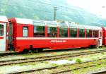 RhB - Bp 2505 am 19.07.2013 in St.Moritz - 2.Klasse Panoramawagen f�r Bernin-Express - Baujahr 2000 - St - Fahrzeuggewicht 18,00t - Sitzpl�tze 50 - L�P 16,50m - zul�ssige Geschwindigkeit 100 km/h - Logo Graub�nden, RhB in deutsch - Lebenslauf: ex B 2505 - 12/2006 Bp 2505 - Hinweis: Die Fahrzeugserie besteht aus 6 Wagen mit den Nummern 2502 bis 2507. 
