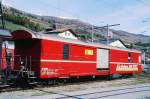 RhB - Z 13092 am 22.10.1998 in Scuol - Postwagen 4-achsig mit 1 offenen Plattform - �bernahme: 10.12.1966 - SWS - Fahrzeuggewicht 15,50t - Zuladung 9,00t - L�P 16,87m - zul�ssige Geschwindigkeit = 90