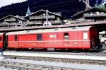 RhB - Z 94 am 13.05.1994 in Klosters - Postwagen 4-achsig mit 1 offenen Plattform - �bernahme: 27.06.1967 - SWS - Fahrzeuggewicht 17,00t - Zuladung 9,00t - L�P 16,87m - zul�ssige Geschwindigkeit = 90